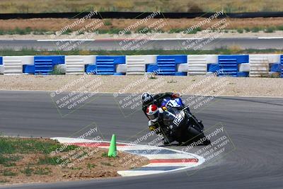 media/Apr-30-2023-CRA (Sun) [[020fcf5d43]]/Race 2-600 Expert Supersport/